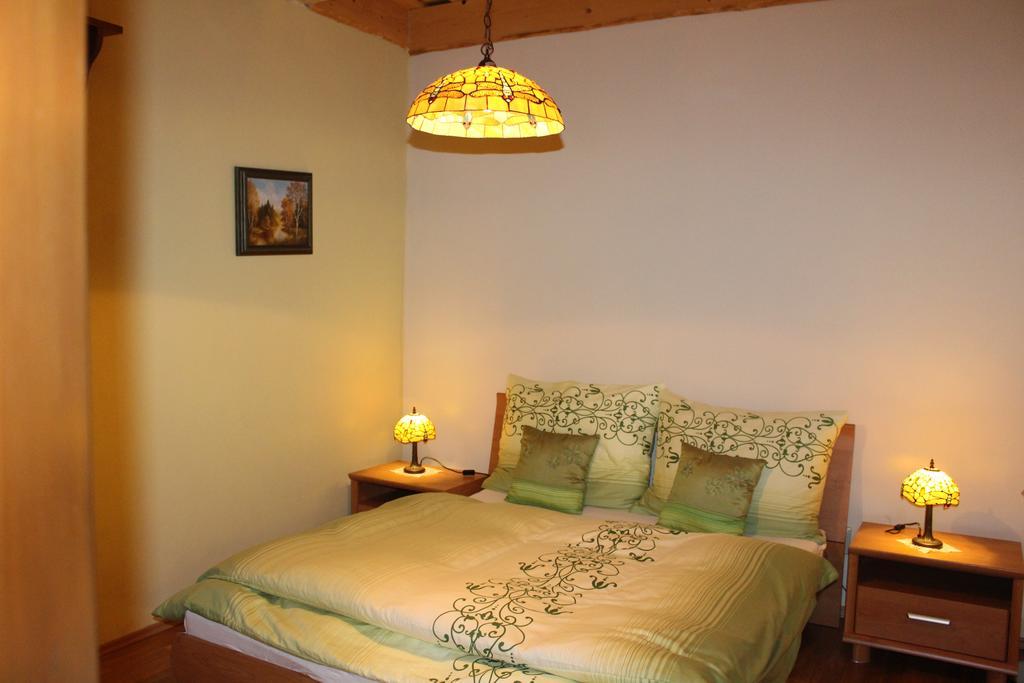 Privat Pri Hradbach Apartment Levoca Ruang foto