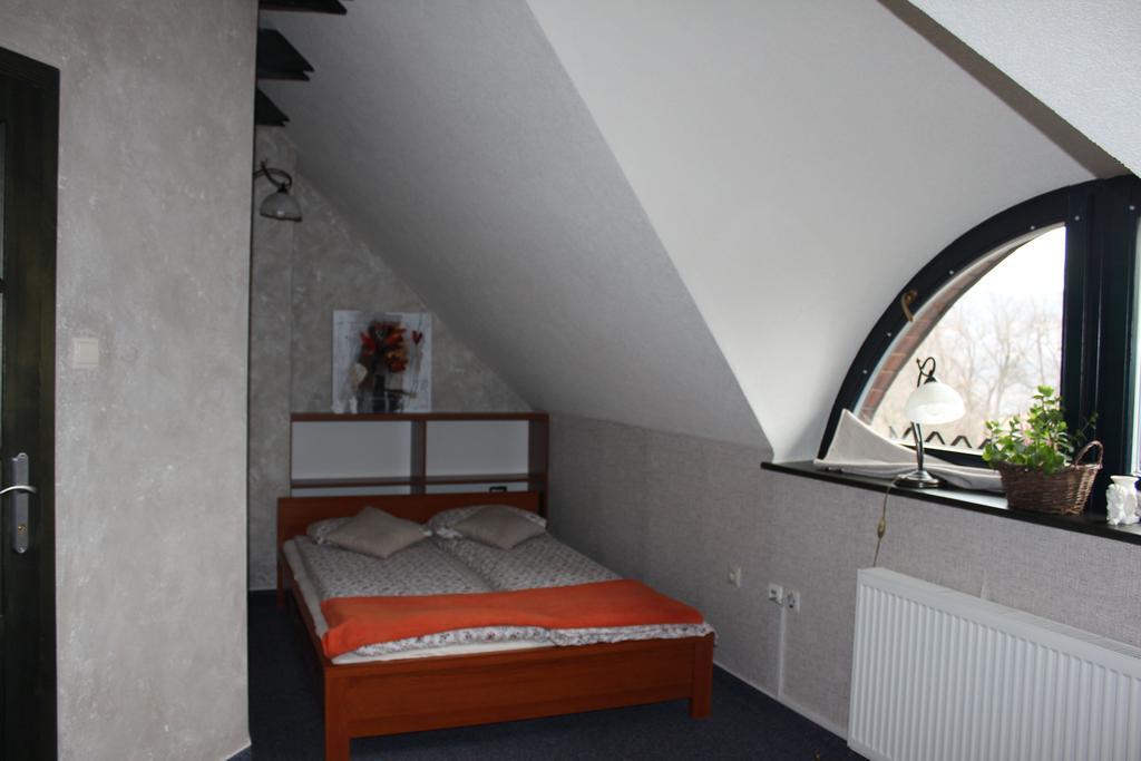 Privat Pri Hradbach Apartment Levoca Bagian luar foto